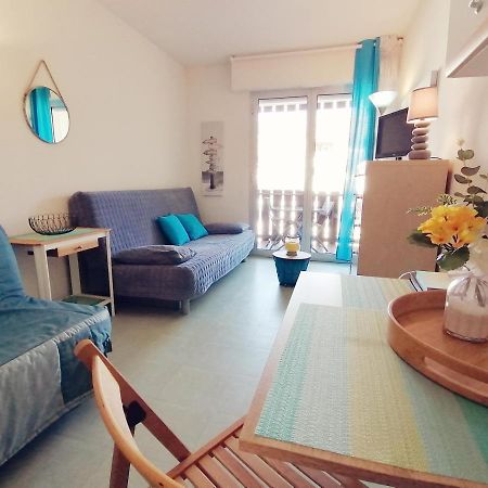 Апартаменти Agreable Studio Avec Terrasse A150M De La Plage Сен-Жорж-де-Дідонн Екстер'єр фото