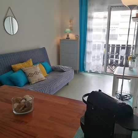 Апартаменти Agreable Studio Avec Terrasse A150M De La Plage Сен-Жорж-де-Дідонн Екстер'єр фото